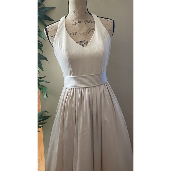 | White by Vera Wang | Halter V-Neck Bridesmaids Dress with Sash - Size 0 - Picture 4 of 13